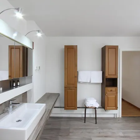 Alcor Loewen 3*